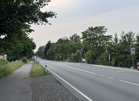Dieses Bild zeigt die Monschauer Straße in Aachen, an der Kreuzung mit der Pascalstraße