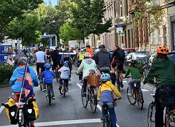 Kidical Mass Aachen im September 2023 Fahrraddemo "Kidical Mass" für Groß und Klein im September 2023