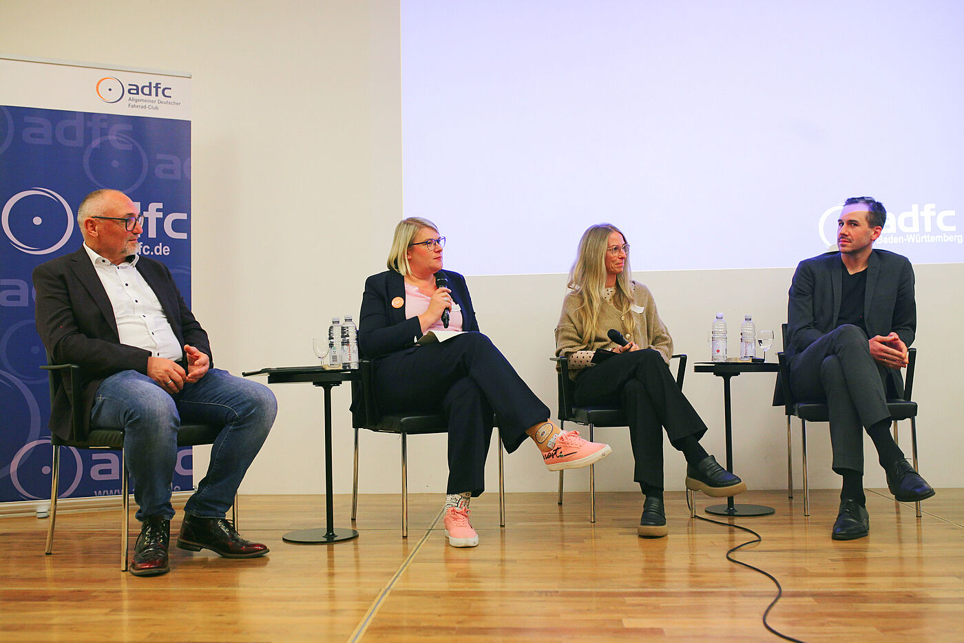 VpA_26 Podiumsdiskussion: Günter Riemer (AGFK BW), Kathleen Lumma (ADFC BW), Sandra Prediger (Jobrad) & Alexander Rosenthal (Zukunft Fahrrad)