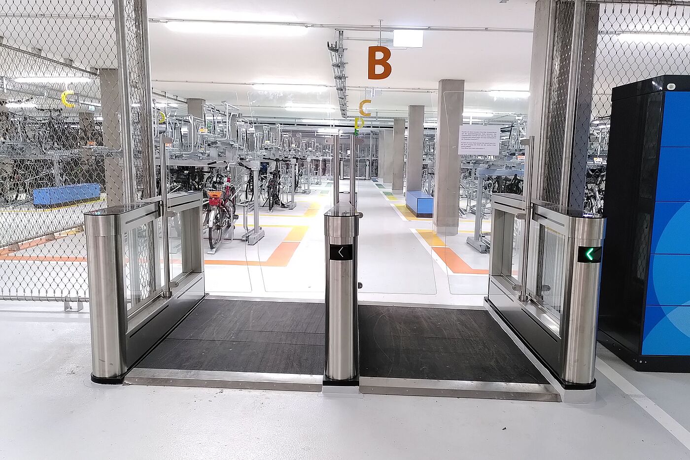 Radstation am Tübinger Hauptbahnhof