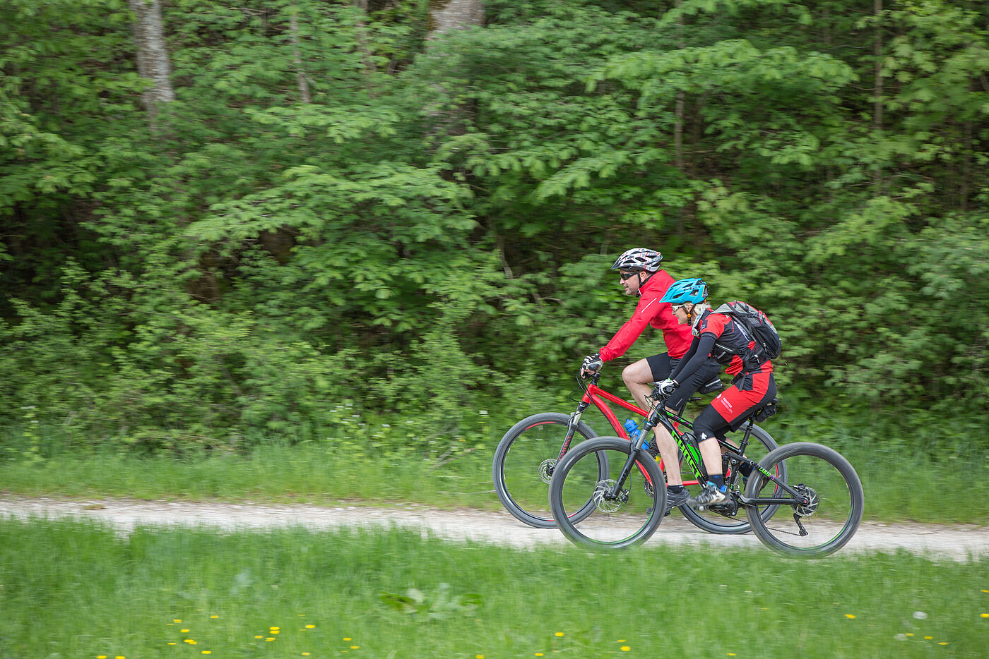 Radler_auf_der_Berg_Bier-Tour_durchs_Lautertal