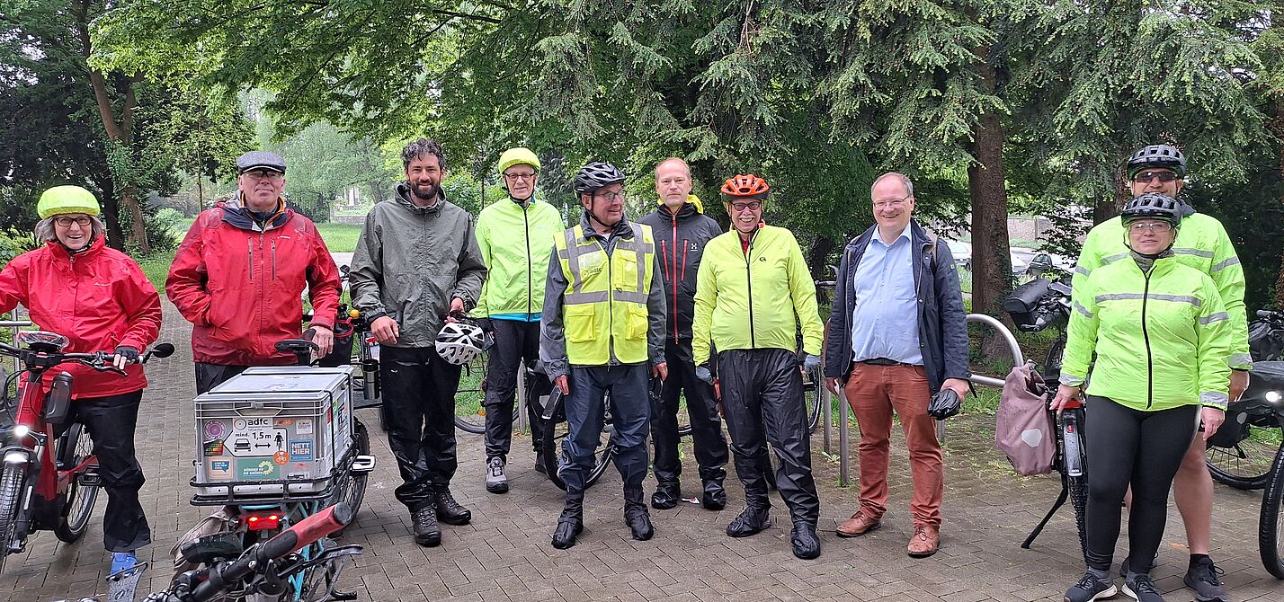 Stadtradeln - Start am Holschentor mit Olaf Schade