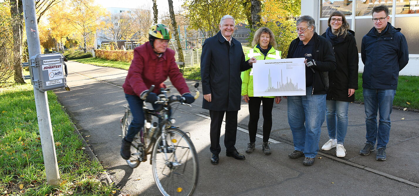 Leinfelden-Echterdingen, Echterdingen, Hainbuchenweg, Radverkehrszähler