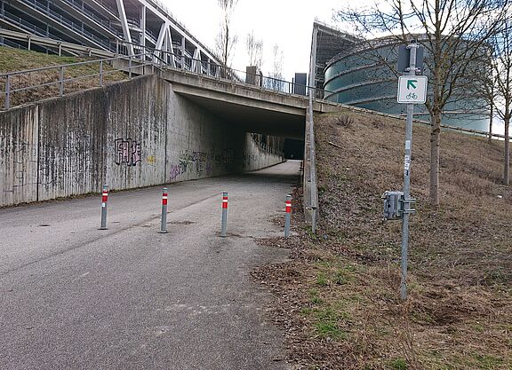 Radverkehrszähler an der nördlichen Zufahrt zum Messeparkhaus