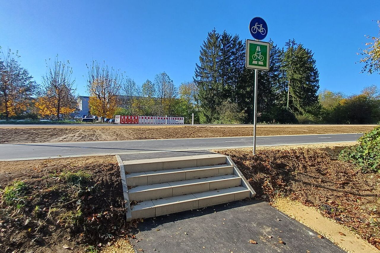 RS14: AufFAHRT aus Haydnstraße, Süßen RS14: AufFAHRT aus Haydnstraße, Süßen