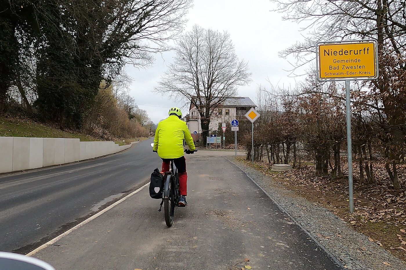 Neubau R4/Schwalmradweg Bischhausen - Niederurff