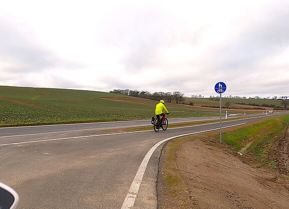 Neubau R4/Schwalmradweg Bischhausen - Niederurff Neubau R4/Schwalmradweg Bischhausen - Niederurff