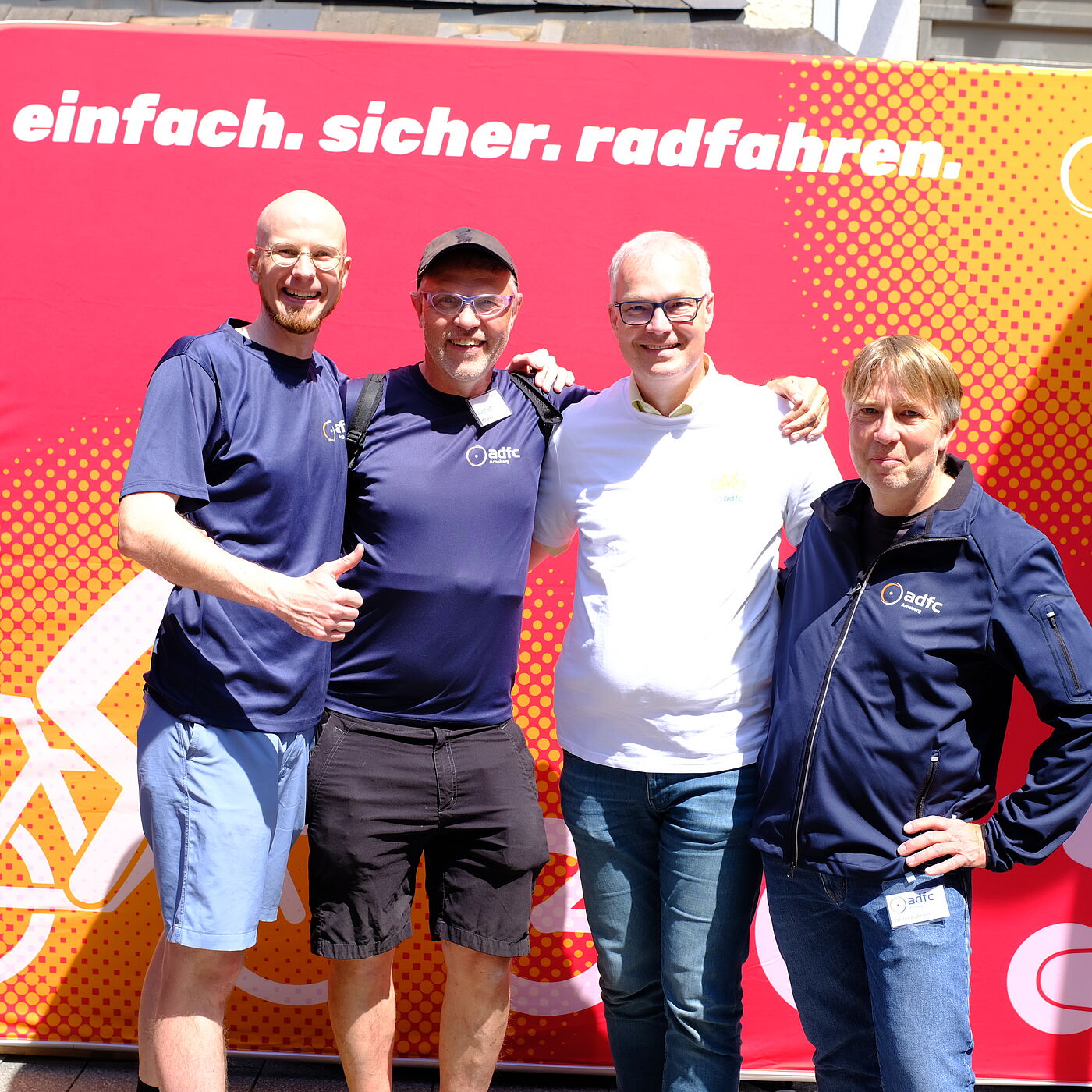 2026_05_30_SicherimStrassenverkehr_Arnsberg_ADFC-NRW Christoph, Carsten, Marc und Jochem vom ADFC in Arnsberg und dem ADFC NRW haben im Rahmen der Schwerpunktaktion in Arnsberg Neheim am 30.05.2026 viel auf die Beine gestellt.
