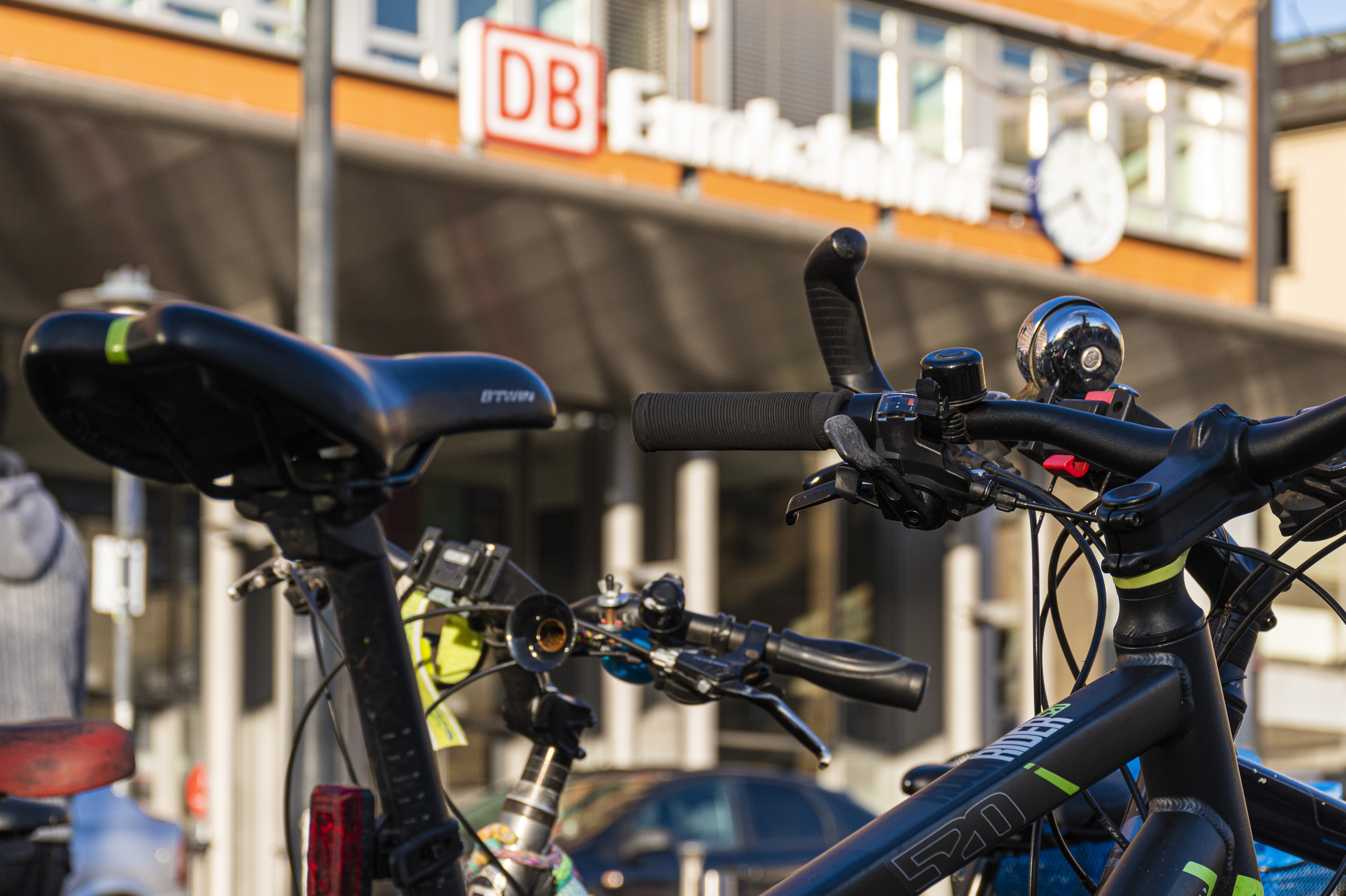 Fahrräder am HBF Saarbrücken