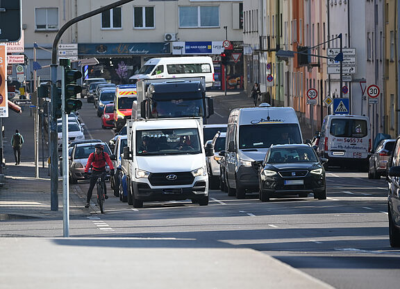 Saarbrücken-Burbach, Burbacher Straße