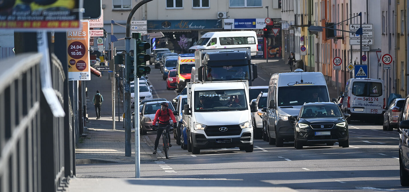 Saarbrücken-Burbach, Burbacher Straße