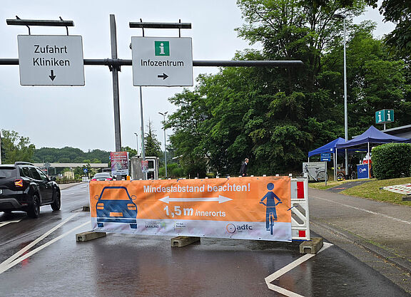 Banneraktion am UKS in Homburg Banneraktion am UKS in Homburg