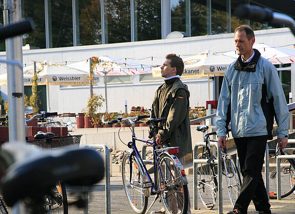 Fahrraddiebstahl leicht gemacht mit billigen Schlössern.