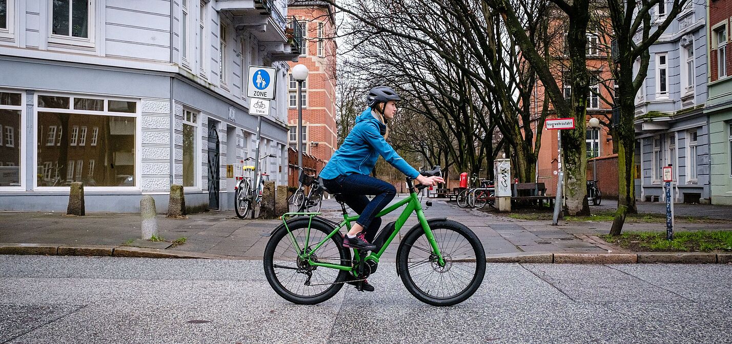 Der Herbst hält einige Herausforderungen für Radfahrende bereit. 